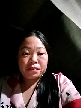 Nadia-a from StripChat is Freechat