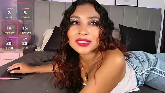 Girls: try live performances with matured performers, from dancing to quirks, in a variety of beautiful sex cams.