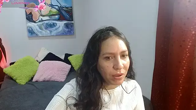 Naihroby from StripChat