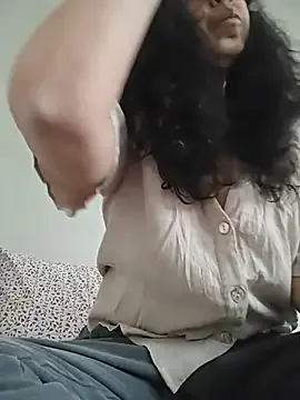 NakedMILFx from StripChat is Freechat