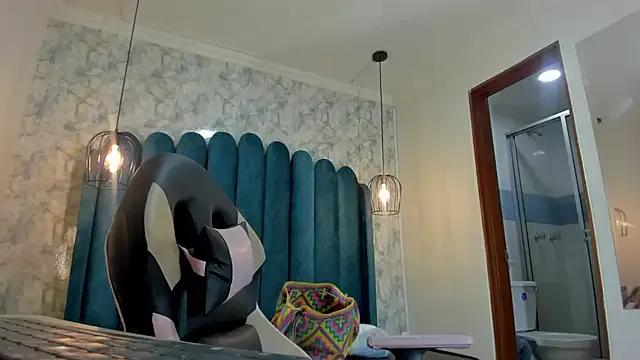 nalalye_cruzz_ from StripChat is Freechat