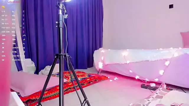 Nana_le from StripChat