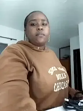 NaomiGrace_ from StripChat is Freechat