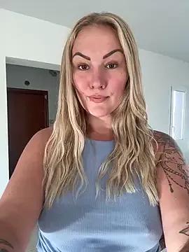 NastyMilf_ from StripChat is Freechat