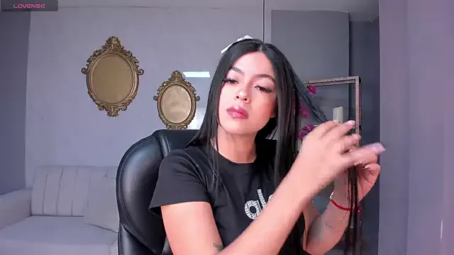 NataliaGaret from StripChat is Freechat