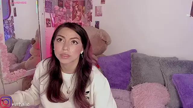 natalie_jaensen from StripChat is Freechat