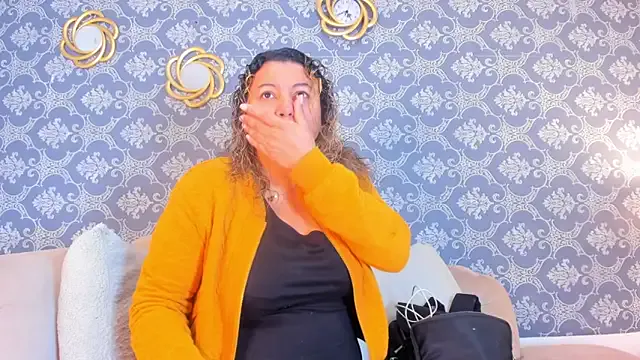 Nataly_Foley from StripChat is Freechat