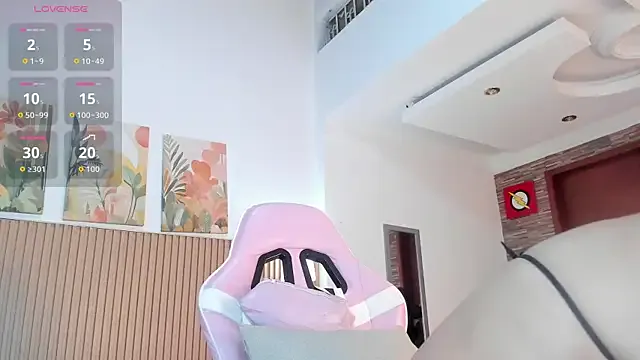 Girls: try live performances with matured performers, from dancing to quirks, in a variety of beautiful sex cams.