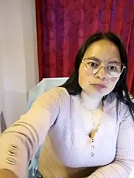 Natasha_leon_ from StripChat is Freechat