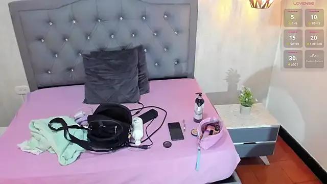 Girls: try live performances with matured performers, from dancing to quirks, in a variety of beautiful sex cams.