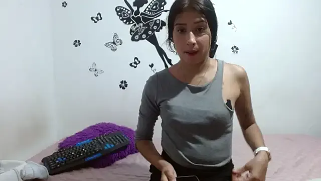 Girls: try live performances with matured performers, from dancing to quirks, in a variety of beautiful sex cams.