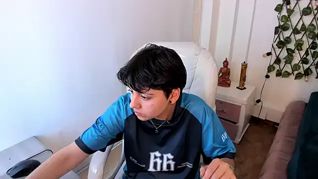 Nathaly_ds from StripChat is Freechat