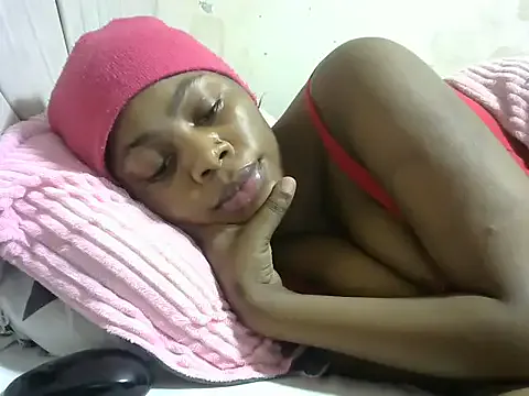 naughty_miami from StripChat is Freechat