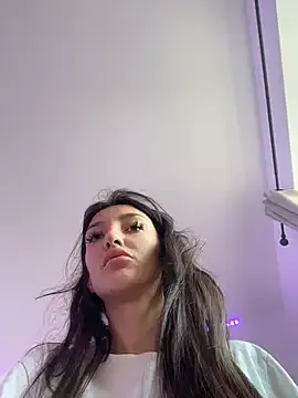 naughtybella05 from StripChat is Freechat