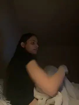 NaughtyGirl12 from StripChat is Freechat