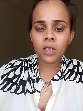 Naughtysilk from StripChat is Freechat