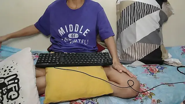 NaughtyThrouple007 from StripChat is Freechat