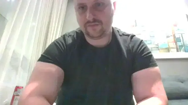 NaughtyTogether2006 from StripChat is Freechat