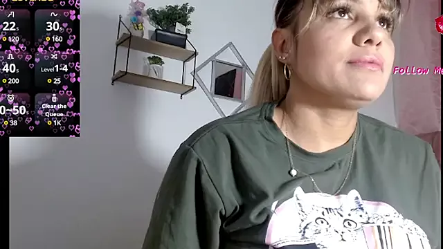 Girls: try live performances with matured performers, from dancing to quirks, in a variety of beautiful sex cams.