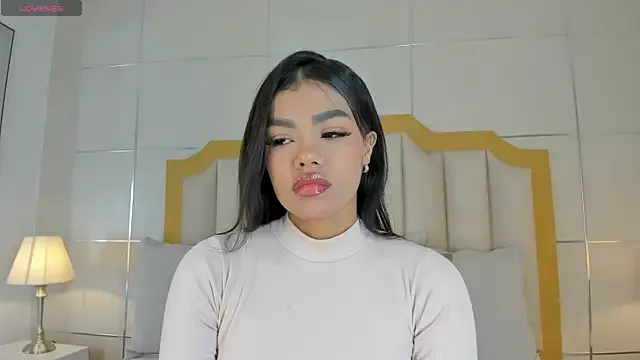 NaylaGrey from StripChat is Freechat