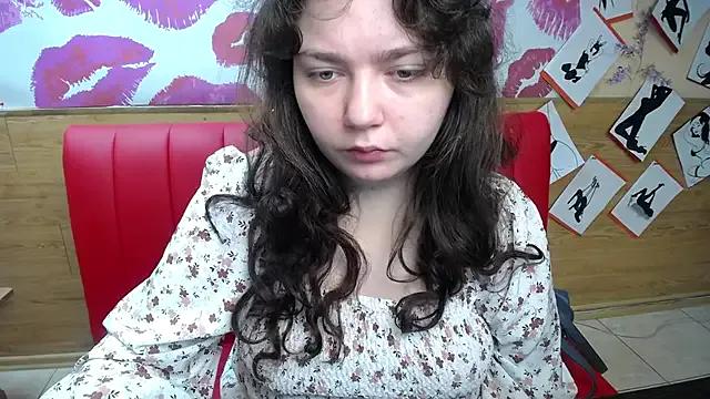 NeonilaLisova from StripChat is Freechat
