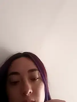 NiaCherry from StripChat is Freechat