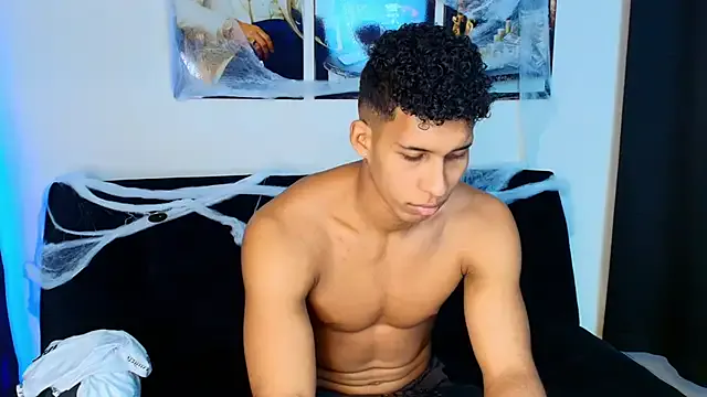 nico_santana from StripChat is Freechat
