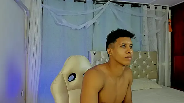 nico_santana from StripChat is Freechat