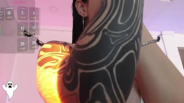 nicoblake from StripChat is Freechat