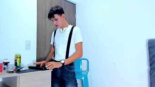 Nicolas_Torres_ from StripChat is Freechat