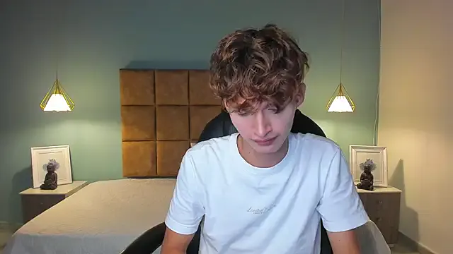 NicolasFerrer18 from StripChat is Freechat