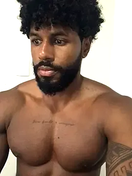 Nicolau_25 from StripChat is Freechat