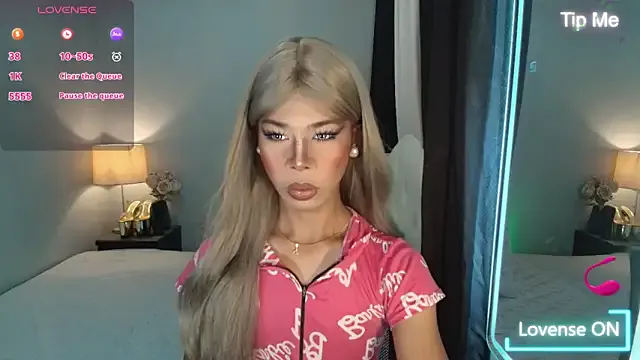 NicoleAshleyxxx from StripChat is Freechat