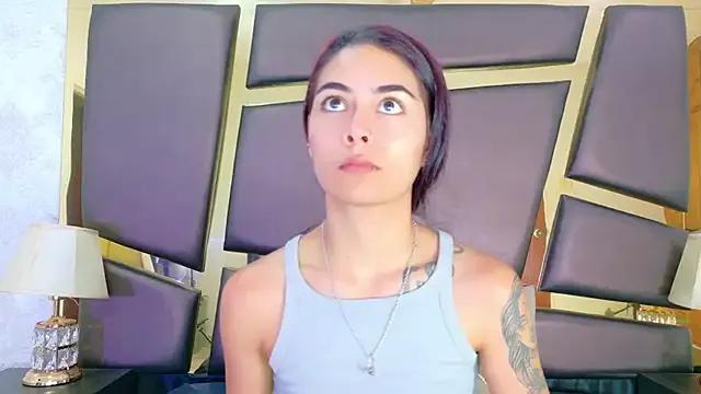 NicoleEsposito from StripChat is Freechat