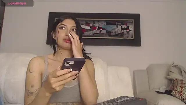 Girls: try live performances with matured performers, from dancing to quirks, in a variety of beautiful sex cams.