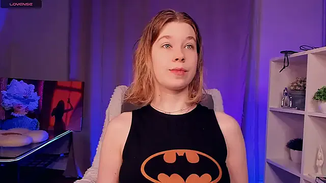 NicoletteTegeler from StripChat is Freechat