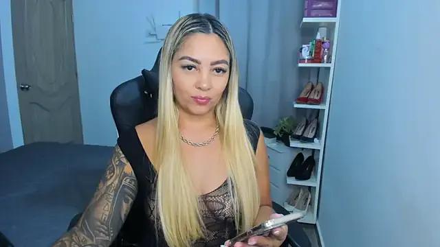 NicolPorto from StripChat is Freechat