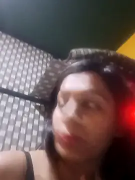 Nidhuonstrip from StripChat is Freechat