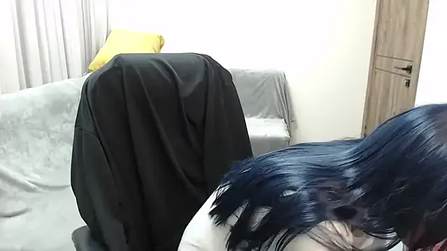 Nika_Snow from StripChat is Freechat