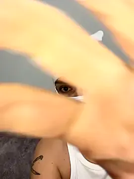 Nikki_Hoee from StripChat is Freechat