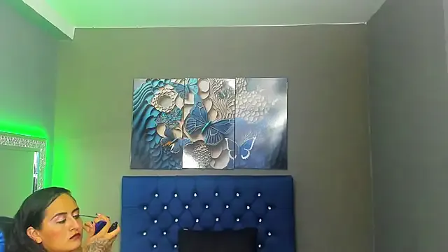 Girls: try live performances with matured performers, from dancing to quirks, in a variety of beautiful sex cams.