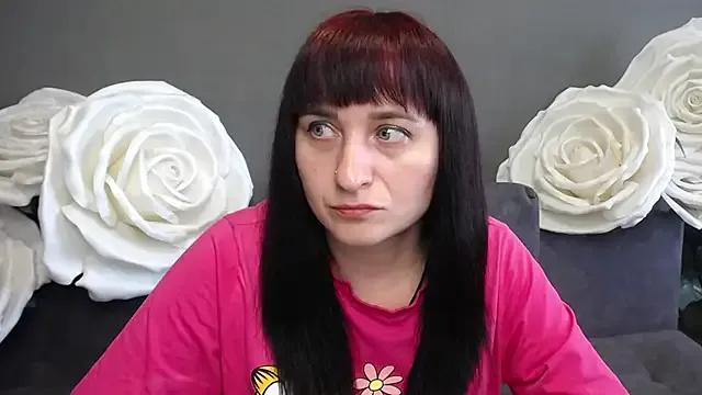 NinaFlawlees from StripChat is Freechat