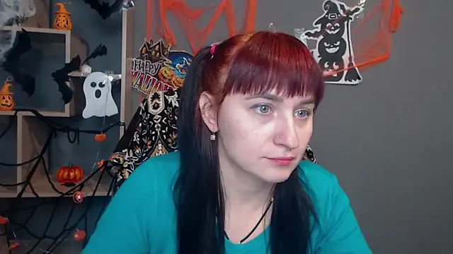 NinaFlawlees from StripChat is Freechat