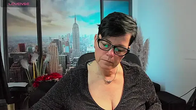 Ninarandmann from StripChat