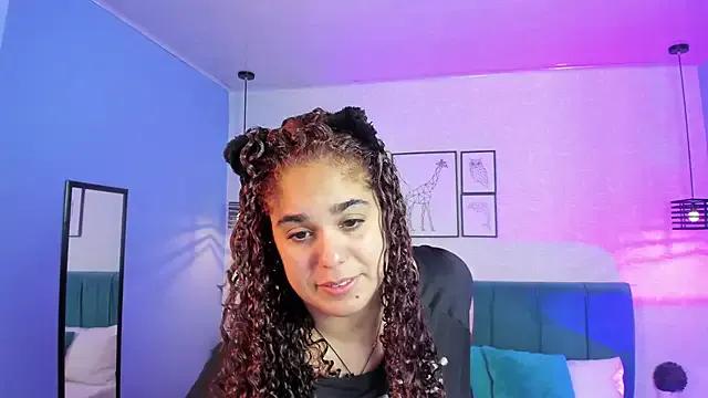 ninna_curly from StripChat is Freechat