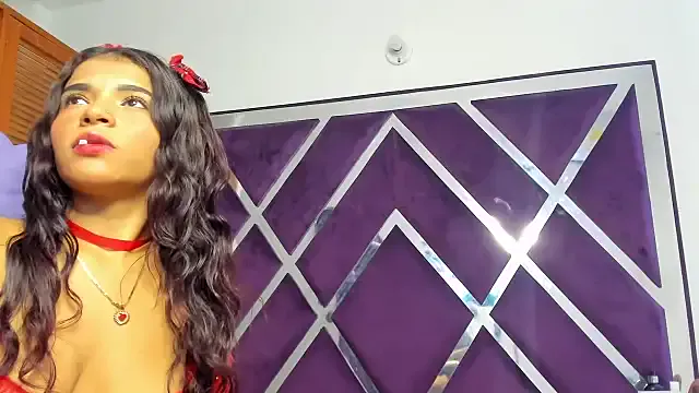 Girls: try live performances with matured performers, from dancing to quirks, in a variety of beautiful sex cams.