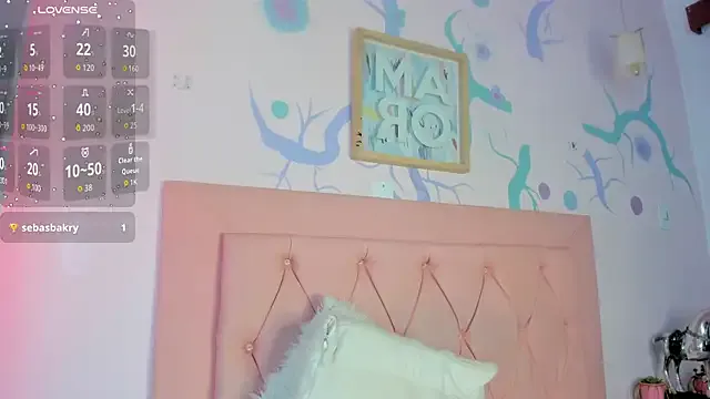 Girls: try live performances with matured performers, from dancing to quirks, in a variety of beautiful sex cams.