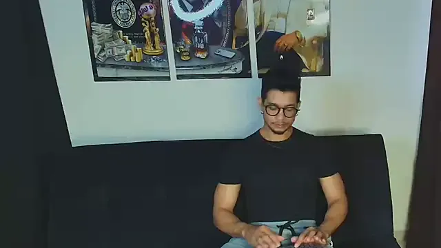 Nolan_joness from StripChat is Freechat