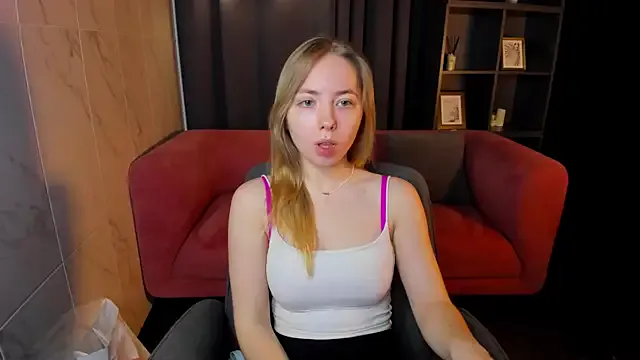 Nora_Miller from StripChat is Freechat