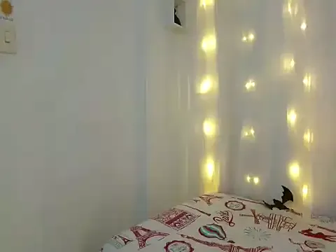 NoraParkeer from StripChat is Freechat